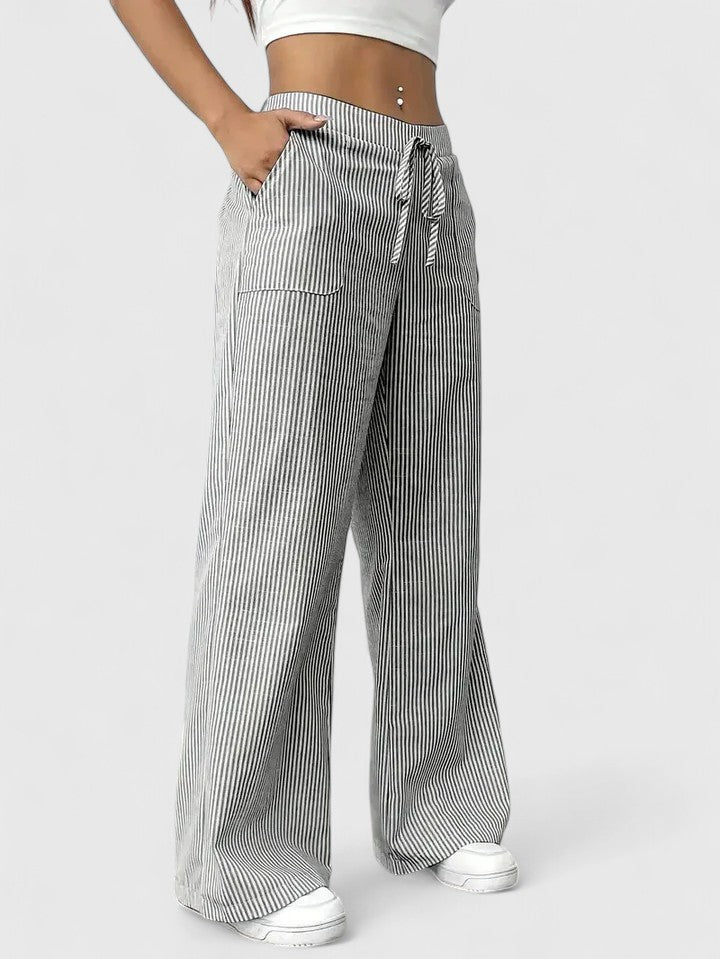 Ashcroft | Birgit Comfortable Wide-Leg Trousers with Elegant Details