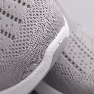 ELARA COMFORT SNEAKER