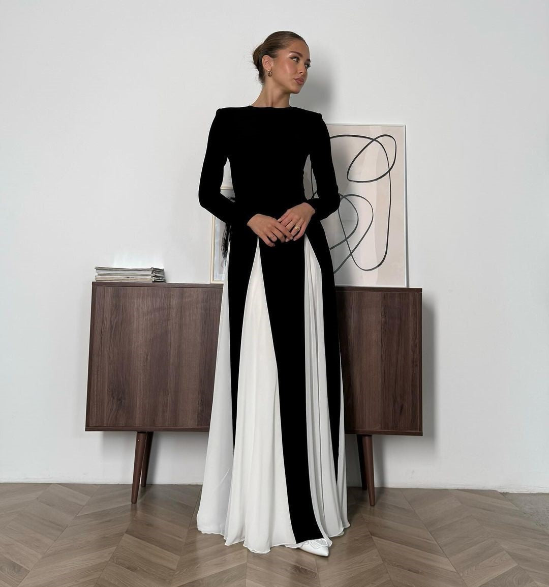 Ashcroft Chic Dress – view 3