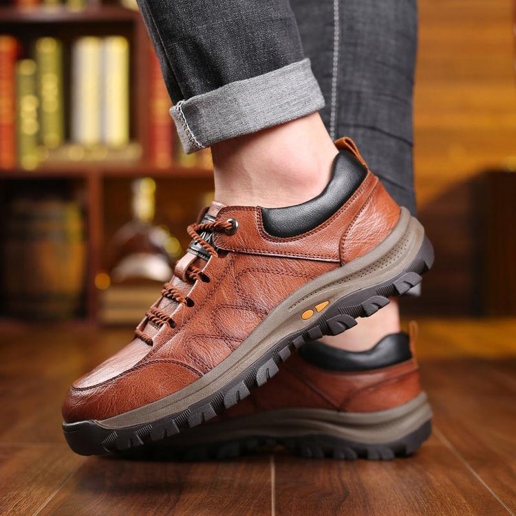 Ashcroft | Comfortable Outdoor Hiking Shoes