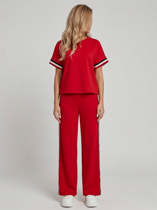 Lot | Comfortable Two-Piece Set