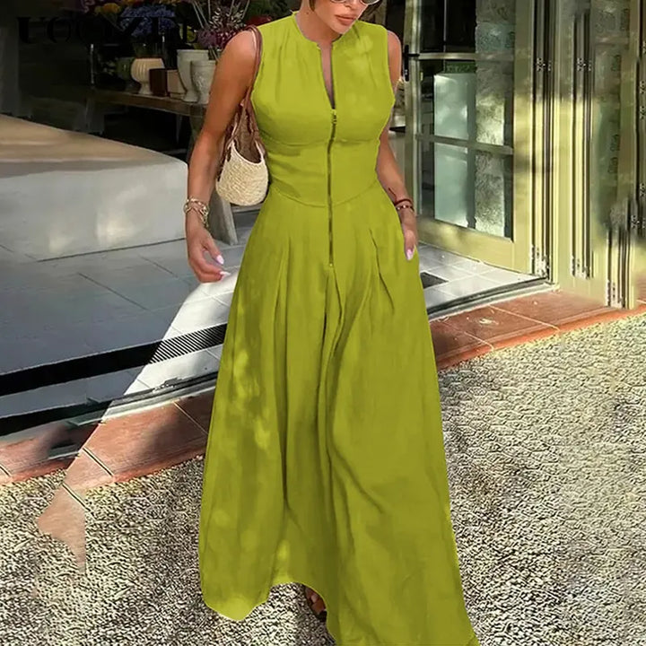 Ashcroft Relaxed Loose Fit Zippered Round-Neck Maxi Dress