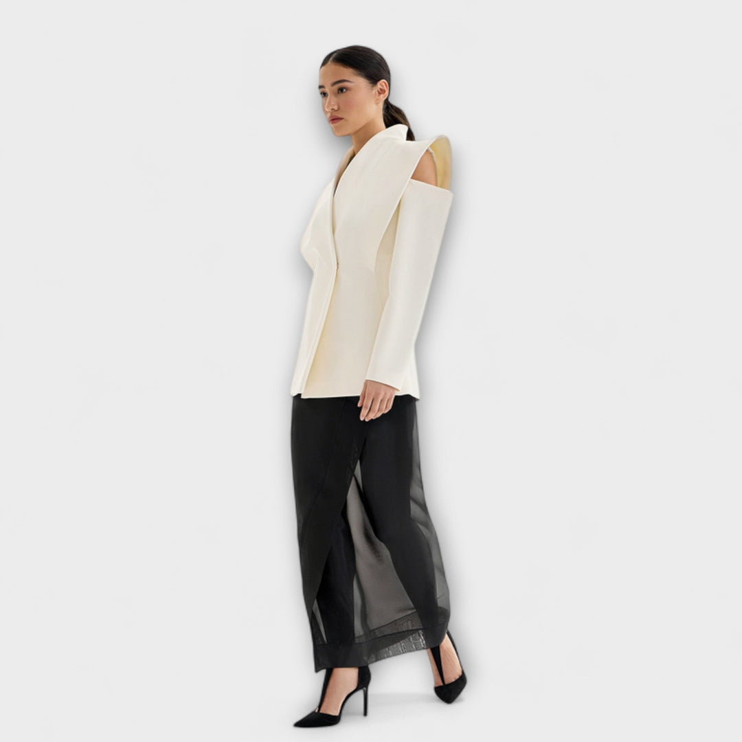 Ashcroft | Valeria Sculptural Shoulder Blazer