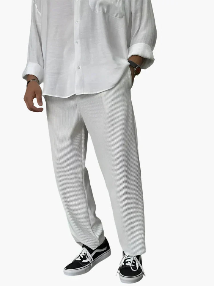 Ashcroft | Men's Relaxed Fit Pleated Trousers – Elegant Everyday & Business Look