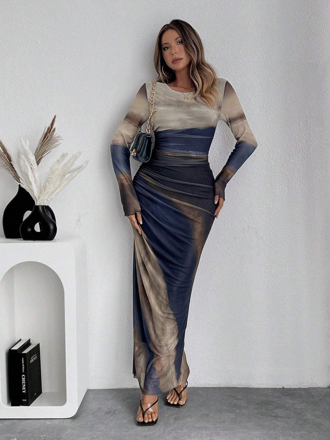 Ashcroft Comfy Printed Round Neck Bodycon Maxi Dress – view 6