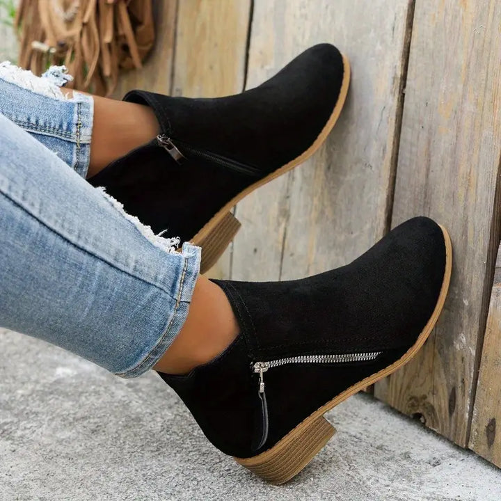 Ashcroft | Céline Trendy Heeled Suede Boots