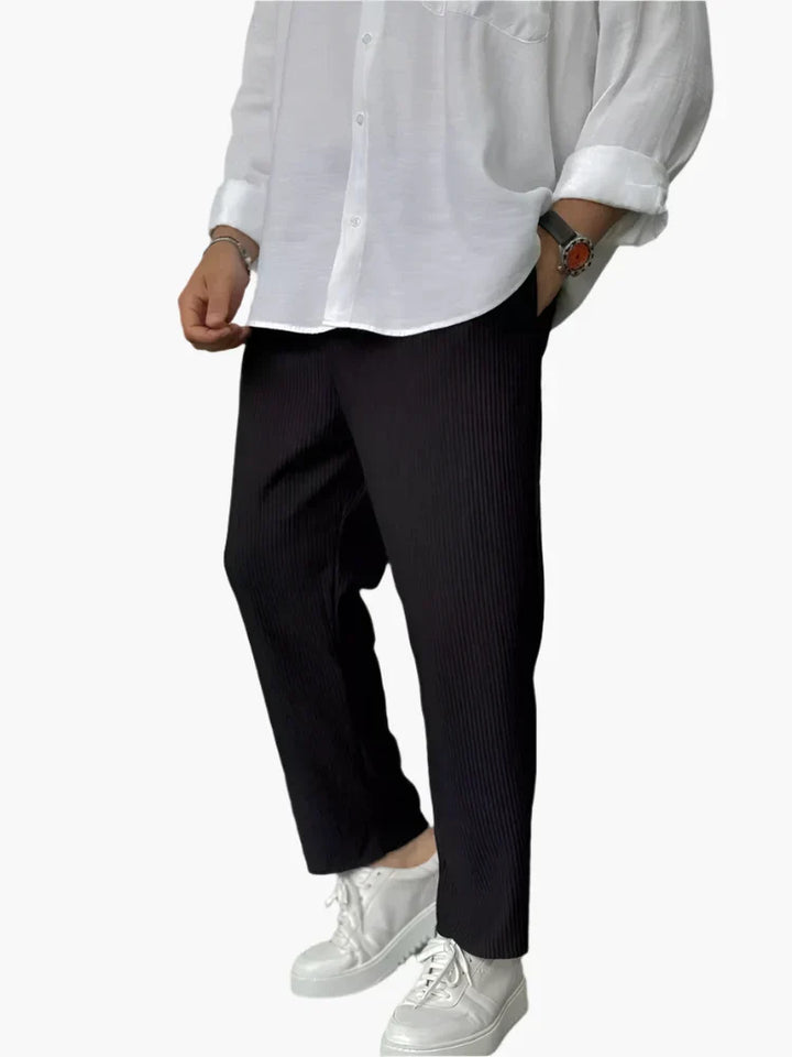 Ashcroft | Men's Relaxed Fit Pleated Trousers – Elegant Everyday & Business Look