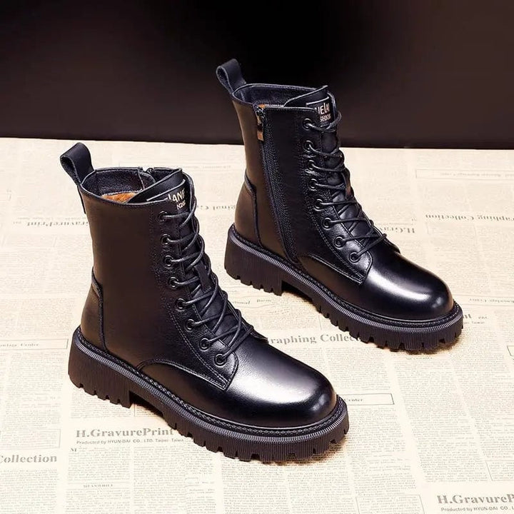Ashcroft | Elegant Black Leather Winter Boots
