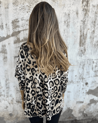 Ashcroft | Chic Leopard Print Top