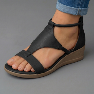 Inaya | Ultra-Comfortable Orthopaedic Sandals