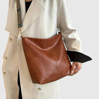 Ashcroft | Capella Wide-Strap Shoulder Bag