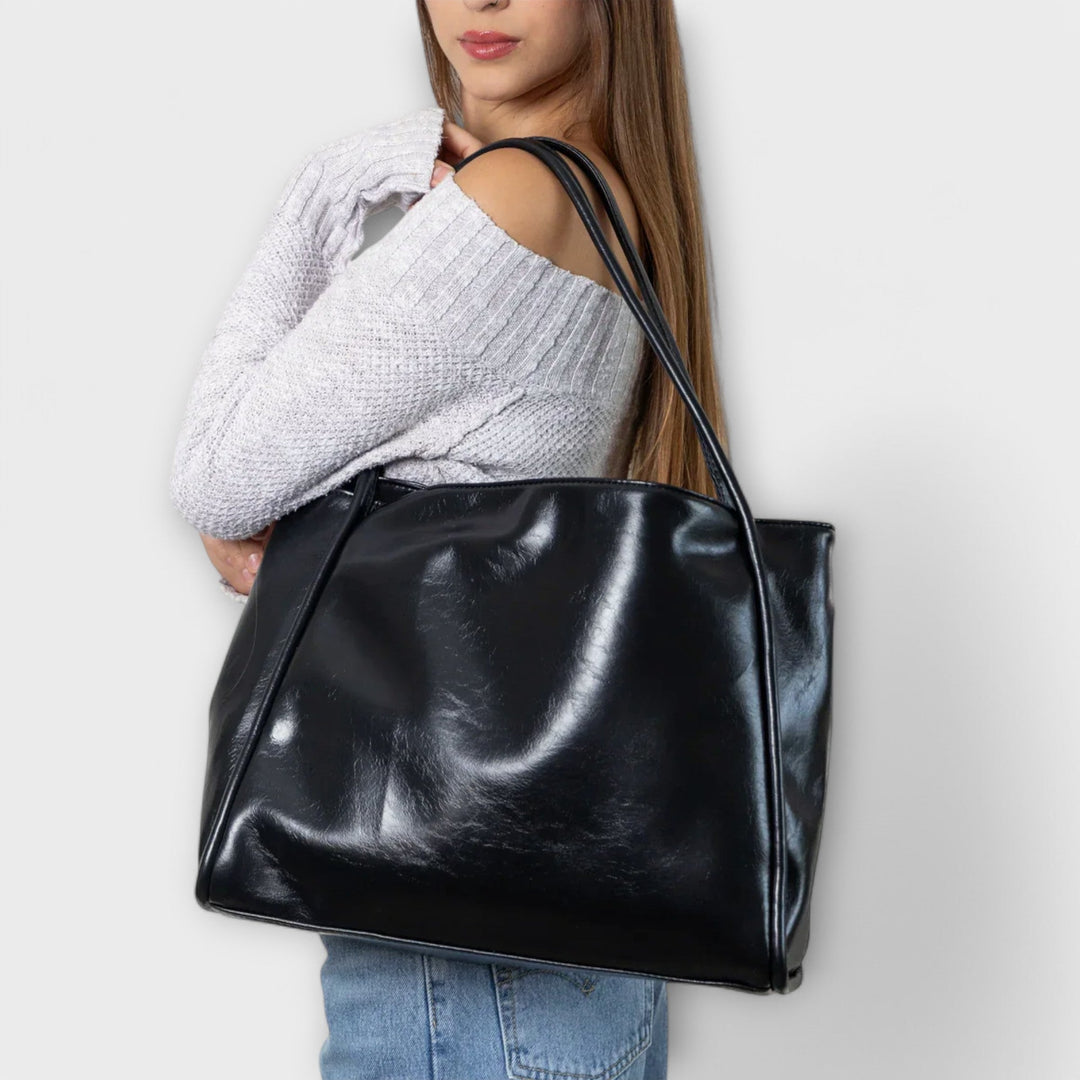 Ashcroft | Astrid Structured Shoulder Handbag