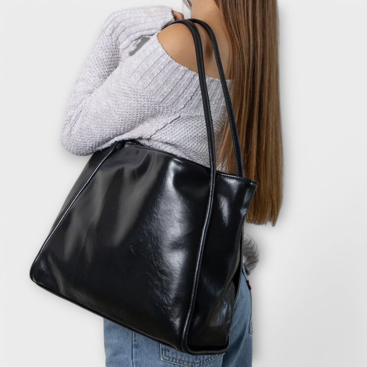 Ashcroft | Astrid Structured Shoulder Handbag