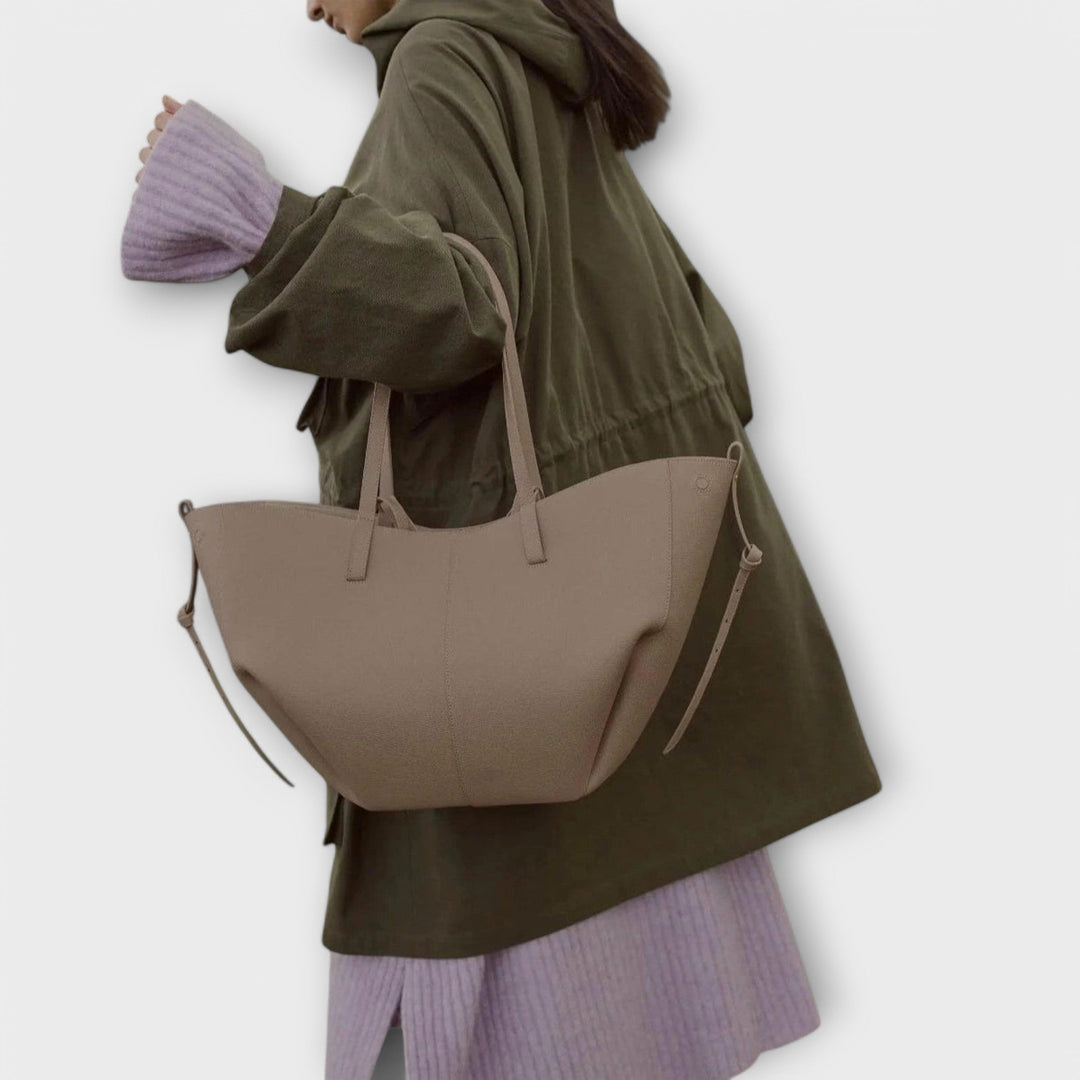 Ashcroft | Halden Spacious Everyday Tote Bag