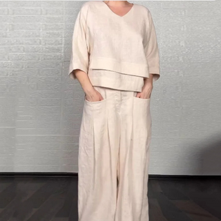 Ashcroft | Chic Lightweight Two-Piece Set