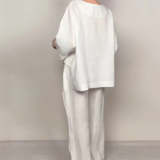Ashcroft | Chic Lightweight Two-Piece Set